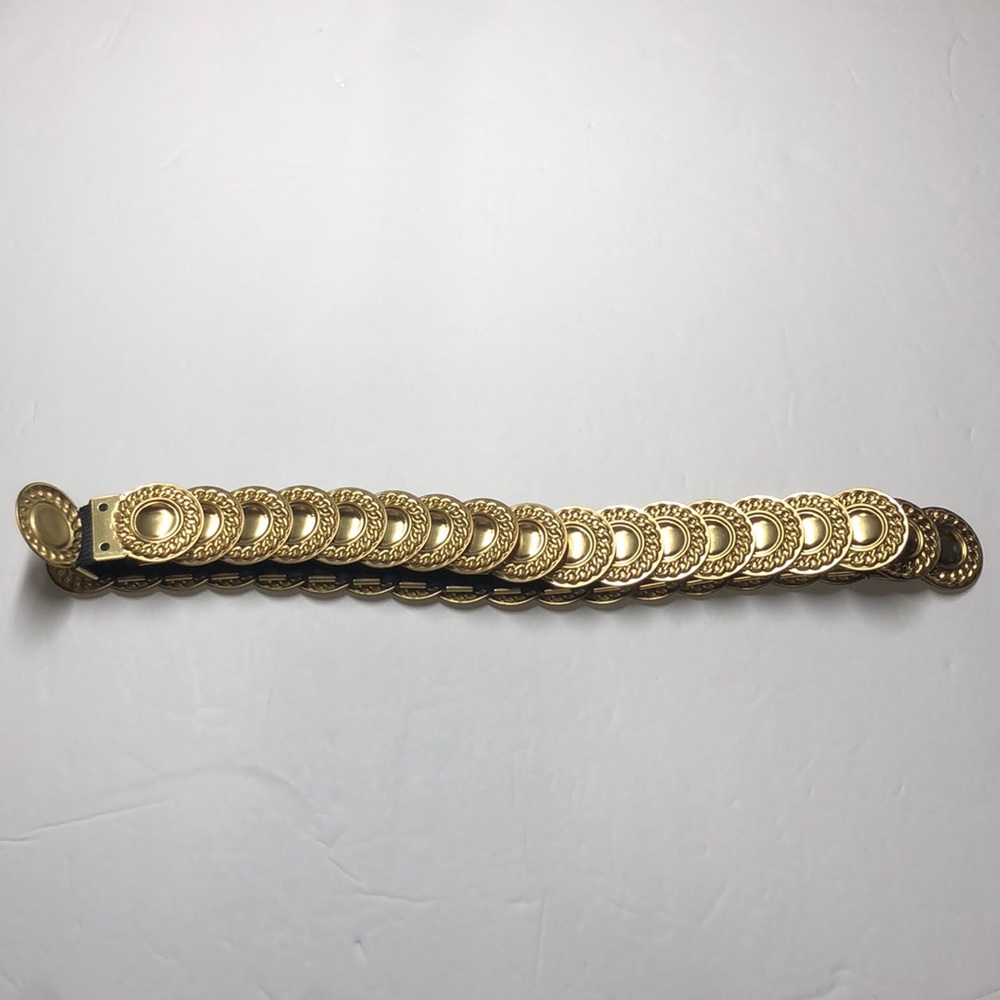 Vintage gold circle stretch belt